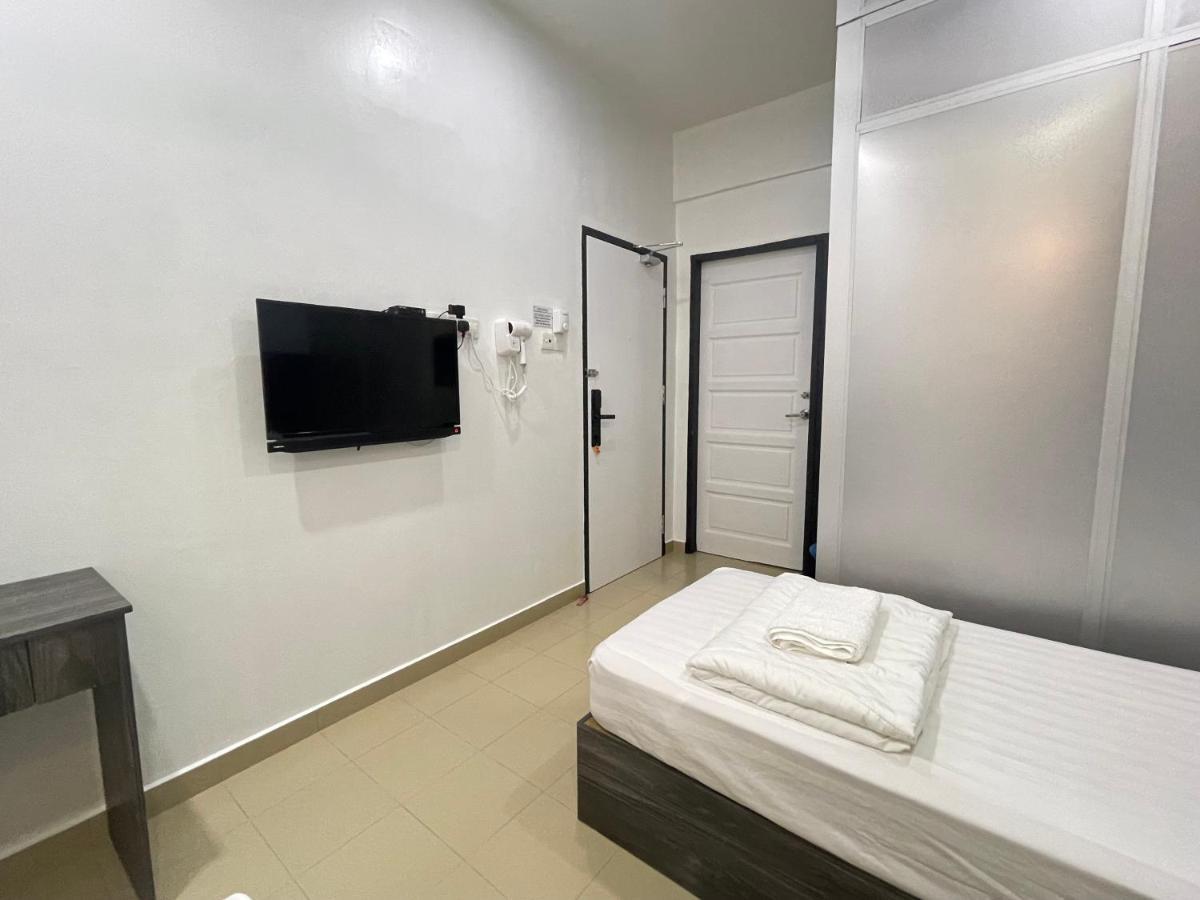Mr Homestay Hotelstyle Room Teluk Intan Kültér fotó