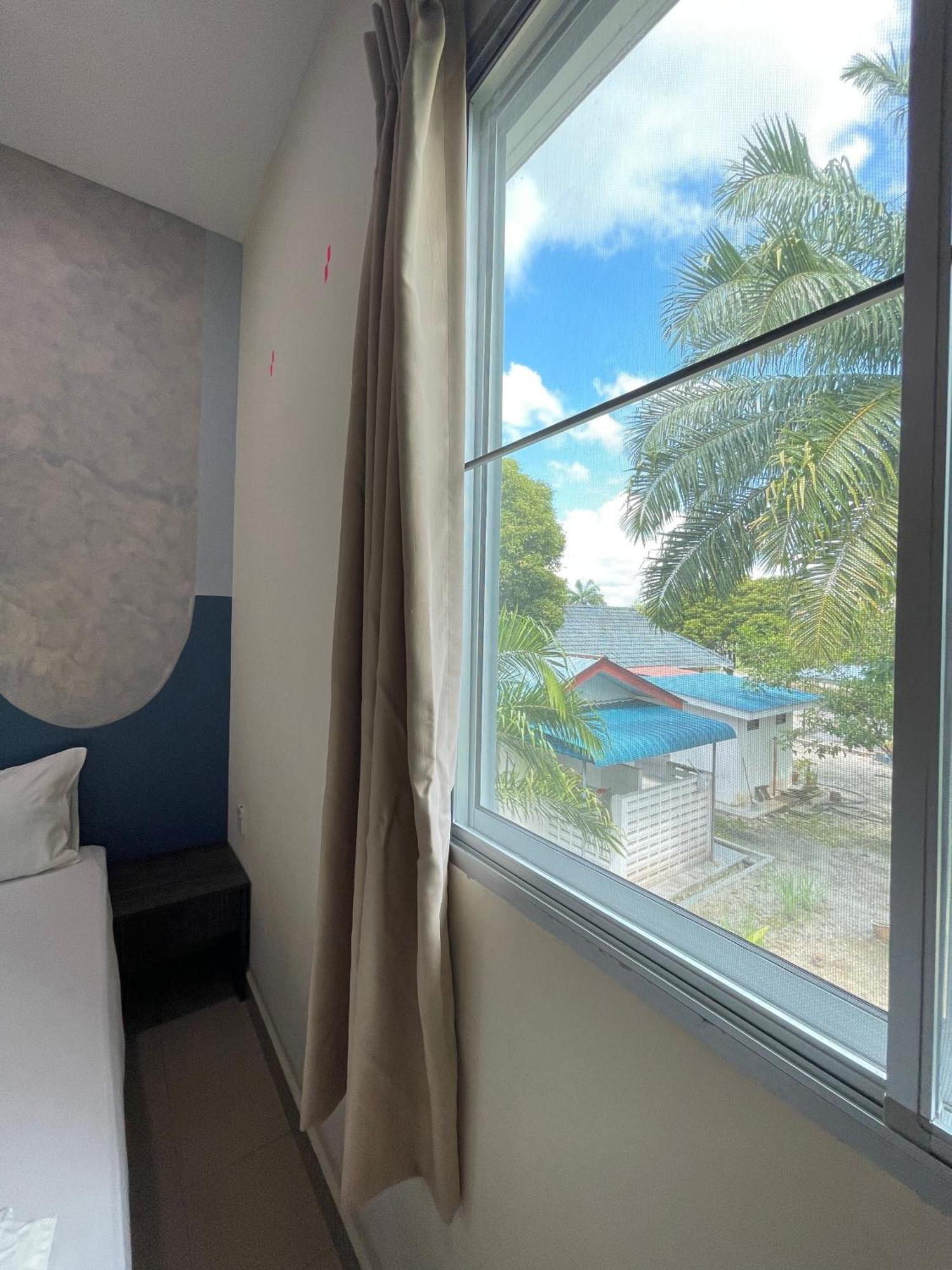Mr Homestay Hotelstyle Room Teluk Intan Kültér fotó